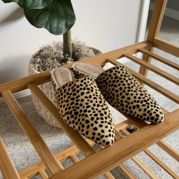 Able Shoes - ABLE Marlene Feminine Mule - Cheetah Dot